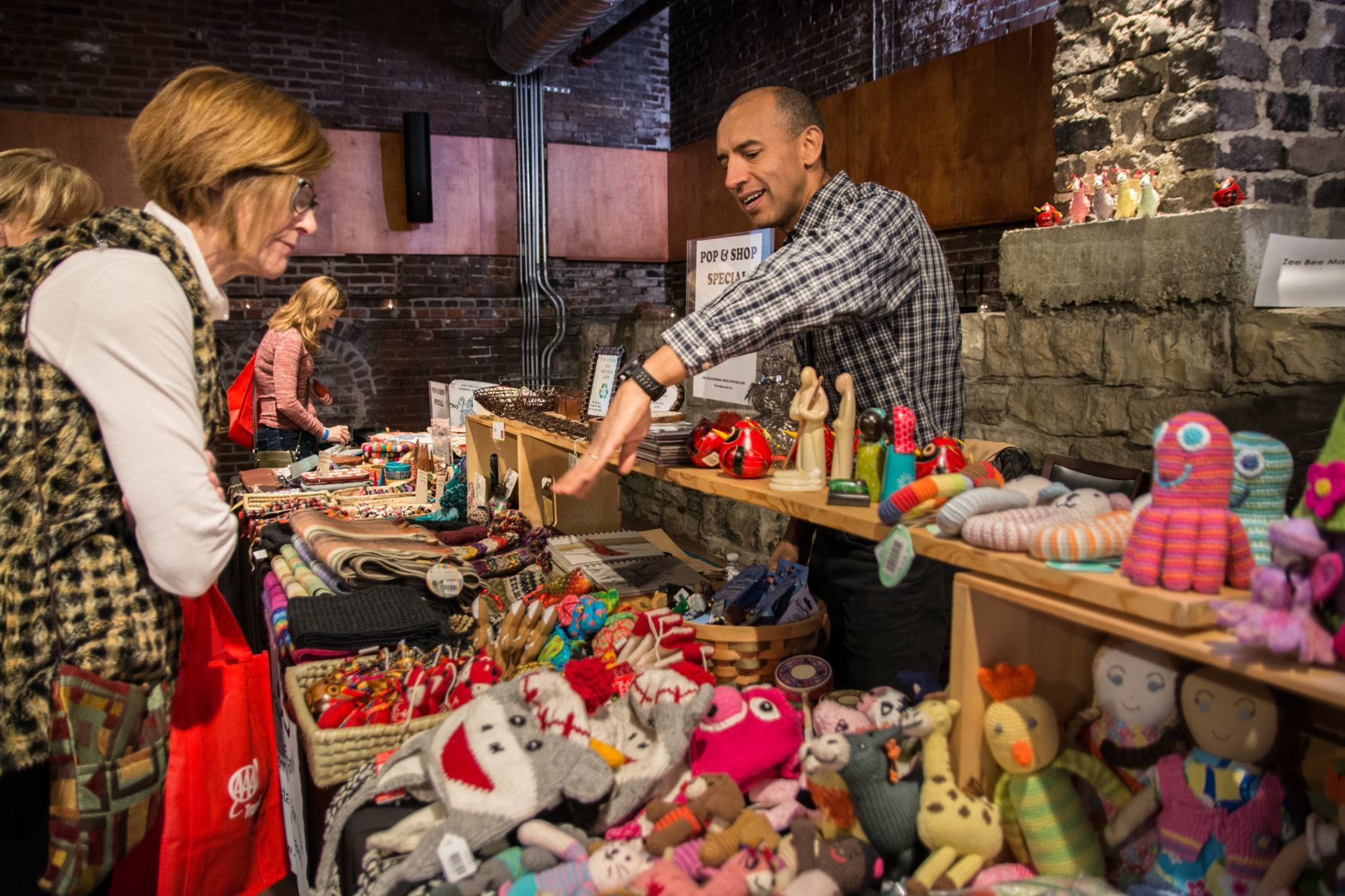 St. Louis Post-Dispatch Holiday Pop & Shop Event